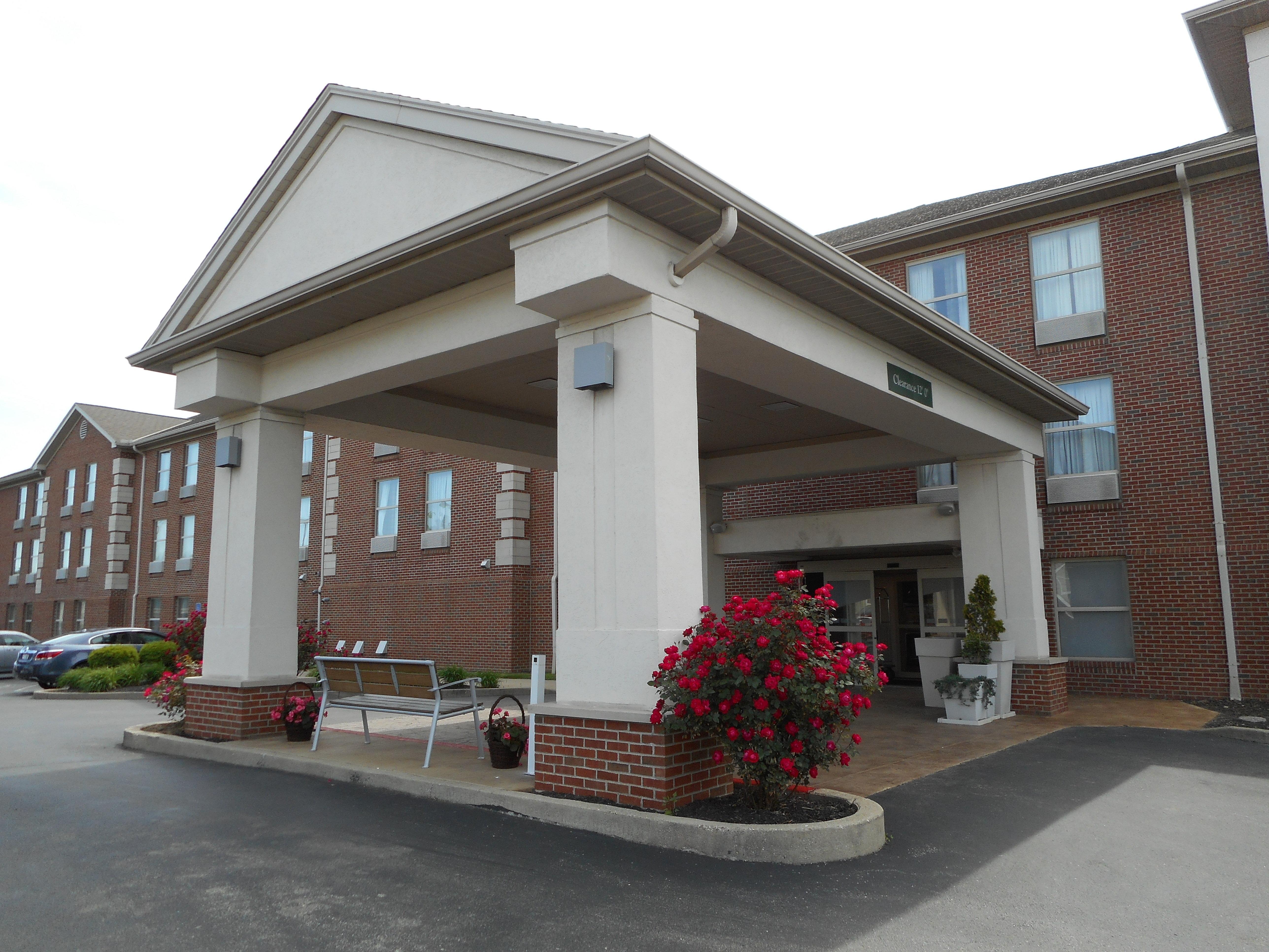 Holiday Inn Express Fairfield, An Ihg Hotel Exterior photo