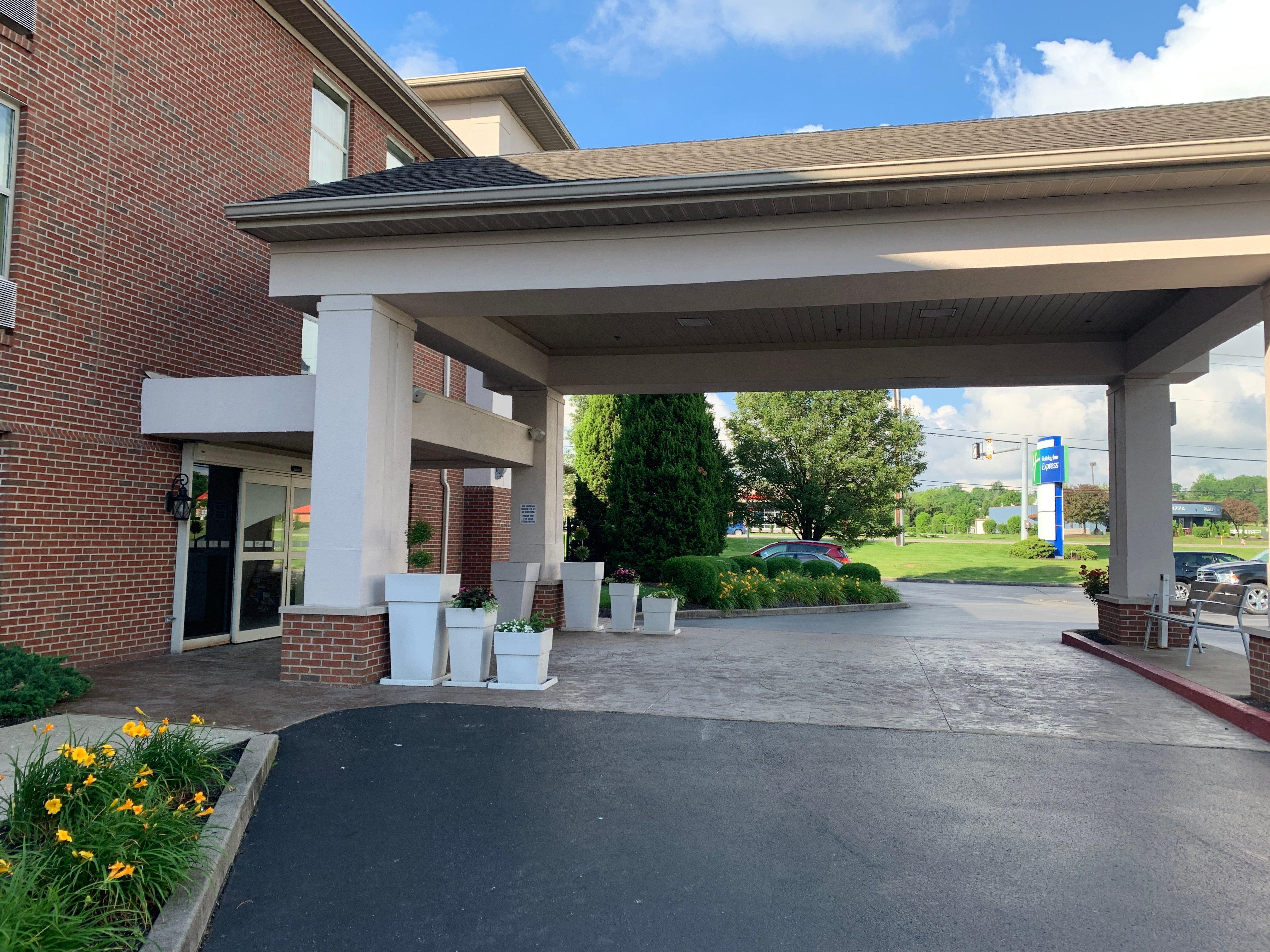 Holiday Inn Express Fairfield, An Ihg Hotel Exterior photo